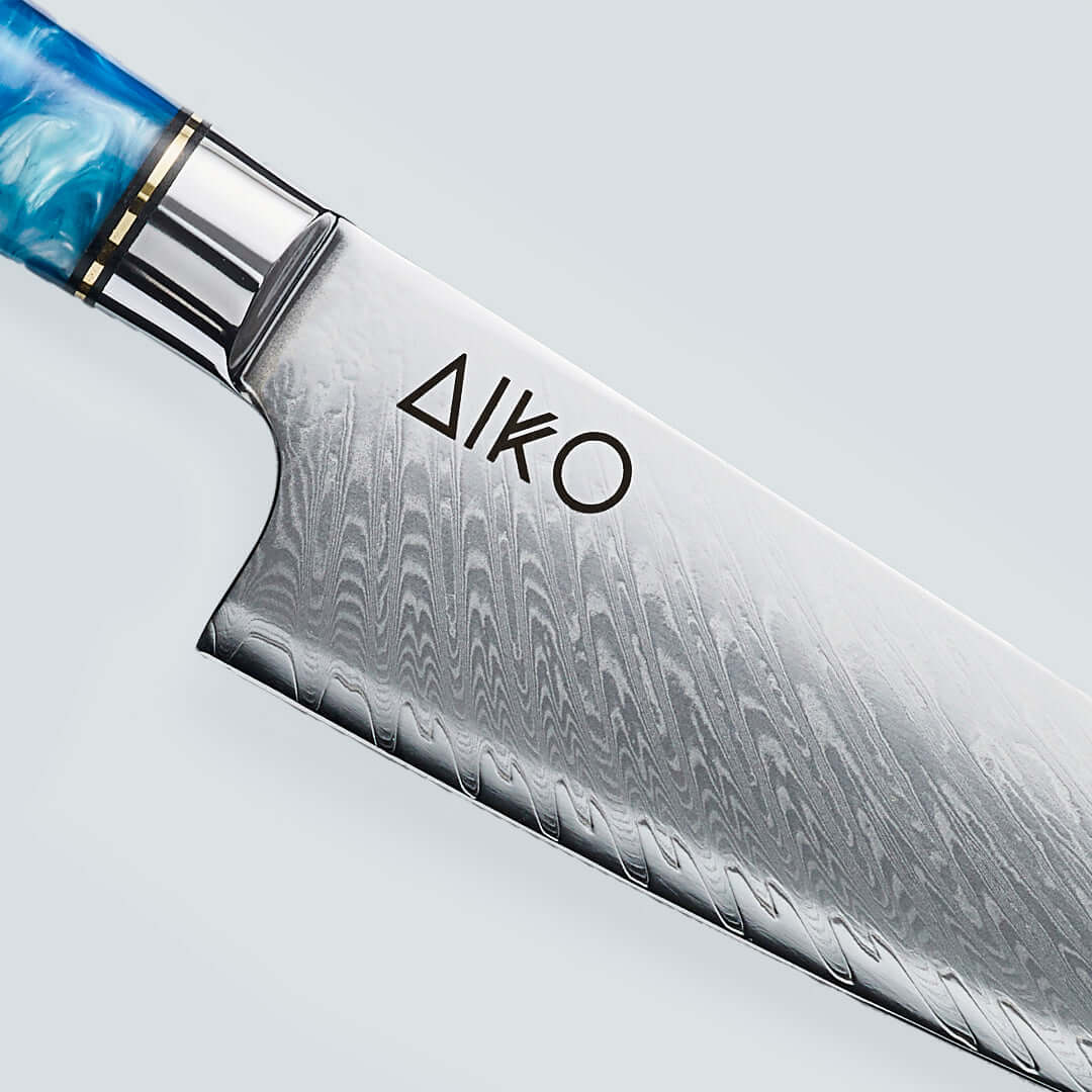 AIKO Azul (あいこ あいこ アイコ アイコ アイコ アイコ) Cuchillo de acero Damasco con mango de resina azul de color