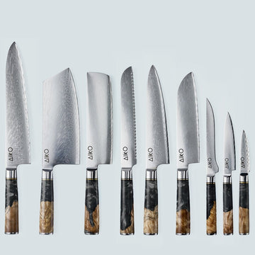 Aiko Black (あいこ あいこ, アイコ) Cuchillo de acero Damasco con mango de resina negra de color